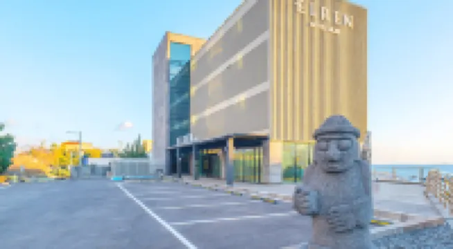 From H Elren Hotel Jeju Seogwipo Hotels near Joanne teddy bear