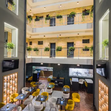 Hotel Allora Hotels near Ferenc Liszt Intl. Airport