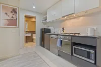 Convenient City Living@SouthernCross | Free Tram - New