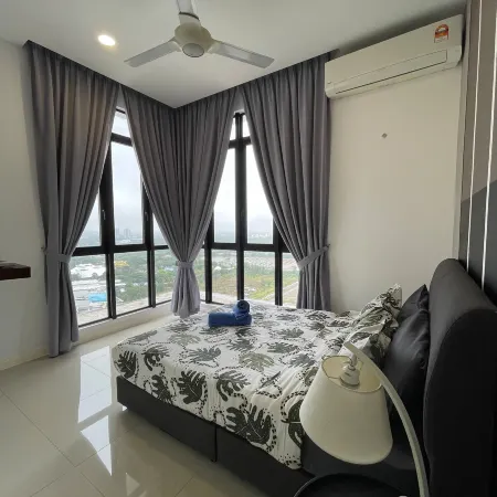 D’Pristine 3 bedroom residence 18-02 next to legoland