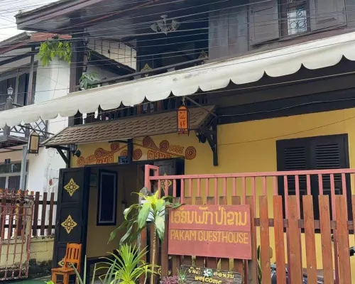 Pakam Guesthouse Hotels near Cross River Ferry