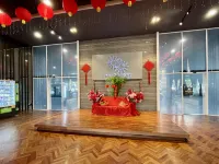 Twin Galaxy JB by YoHome - Gym