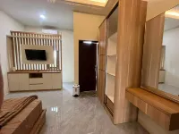 Collection O near Bandar Udara Aji Pengeran Tumenggung Pranoto formerly Arunika Guest House - 3-Star