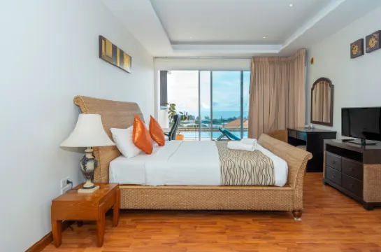 Hillside Seaview Residence