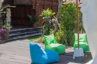 Billys Ayodya Villa Hotels near Bayan Ancient Tree