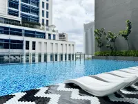 Alinea Suites by MOKA - Infinity Pools