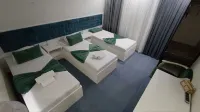 Sharq Hotel