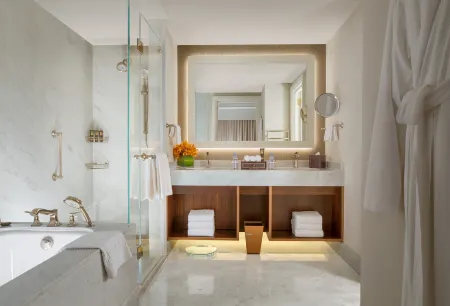 The Parisian Macao-Paiza Lofts