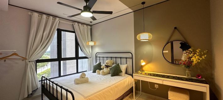 Chill Homestay with Mini Cafeteria at Gamuda Gardens Hotels in Gombak