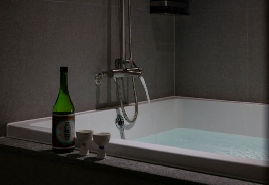 아늑 리조트 앤 스파 욕조