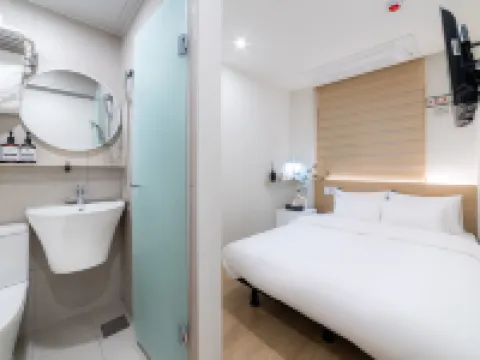 Hi Seoul Hostel Myeongdong Central โรงแรมในโซล