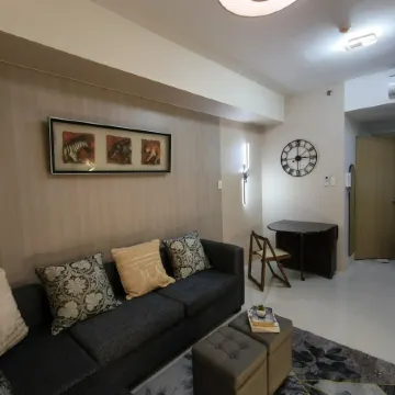 Taal View Condo in Tagaytay with Parking