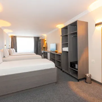 Mays Otel
