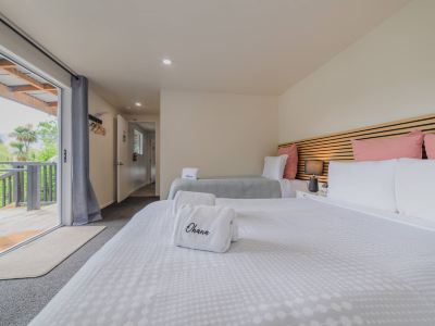 Eclipse Suite for 3 - Parking, Kitchen
