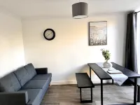 10min to University, Airport dart & train station