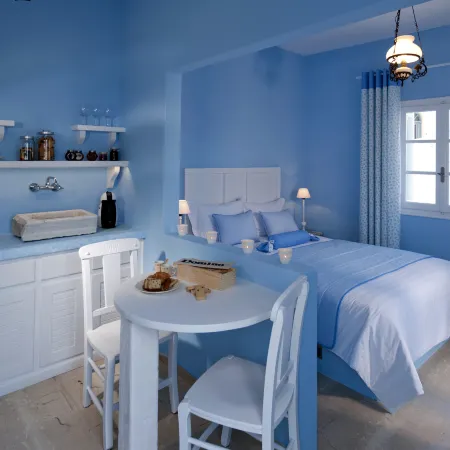 Santorini Roses Suites