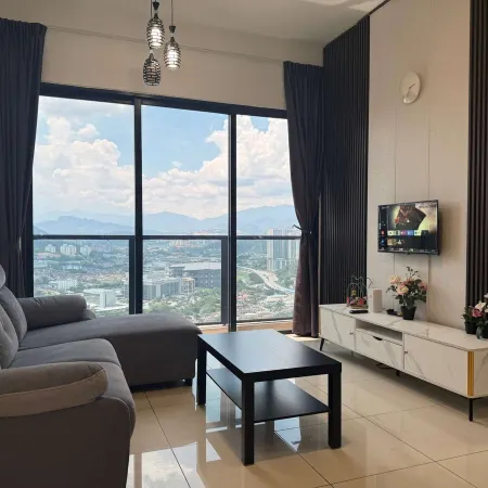 Stylish Modern Apartment in Astoria Ampang Near KL