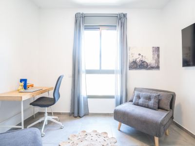 Vibrant Seaside Stay with Balcony by Sea N' Rent