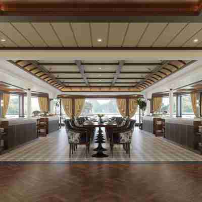 Halong Lyra Grandeur Cruise Dining/Meeting Rooms