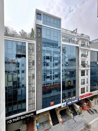 Hoang Gia Hotel Cau Giay Отели рядом с достопримечательностью «Electric Power University»