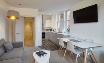 Host & Stay | Park View Apartment