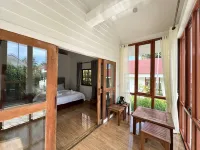 Alicia Resort - موقف سيارات