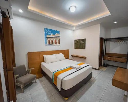 Monggo Nginep @Kotagede 5 Rooms with Tropical Pool Hotels in Kotagede