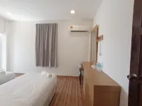 Shoreline Guesthouse - Pensions
