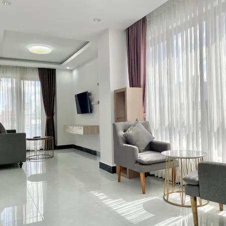 WH Chamkarmon Residence Отели рядом с достопримечательностью «Торговый центр Aeon»
