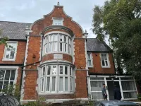 OYO A Better Night Hotel - Manchester Salford Hotels in 