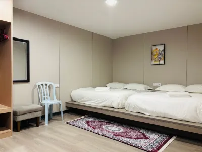 Stylish | Modern Room for 4 | Eden Hotels in Melaka Raya