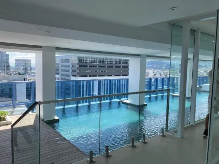 Yumi's Intimate Abode