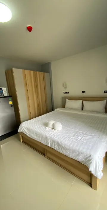 ห้องสแตนดาร์ด เตียงใหญ่ 1 เตียง