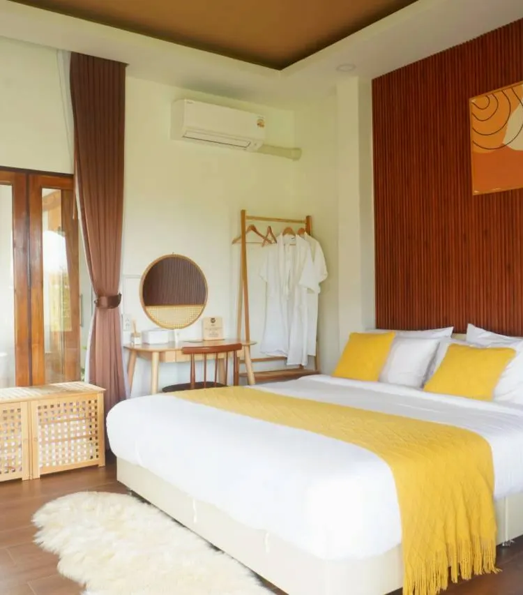 บ้านพักใบหมี่ 1 , ใบ้านพักใบหมี่ 3