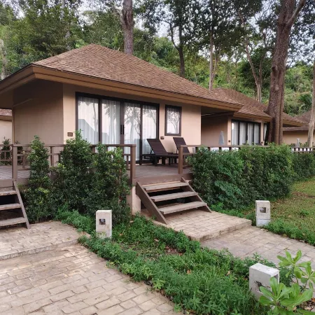 Samed Amoris Resort & Pool Villa