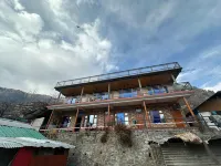 Oh Yaara | Stay n Cafe | Tosh Hotels in Tosh