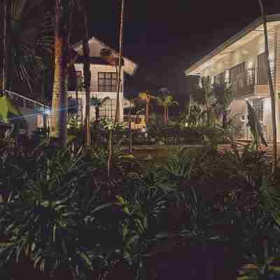 Aginana Villas Hotel Exterior
