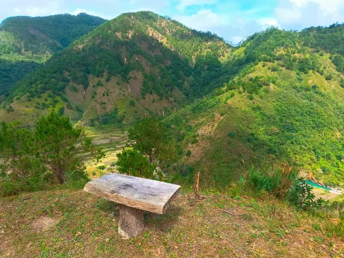 Farmer's Hill Campsite Mountain-View Tent