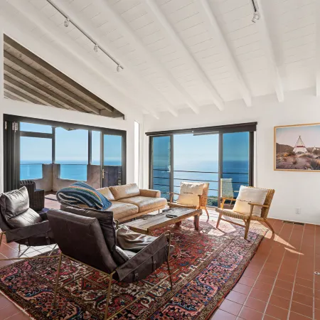 Panoramic Ocean View, 7 Bedroom Gated Villa, with Tennis Court and Swimming Pool