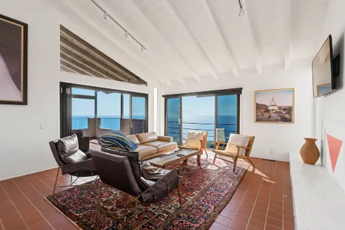 Panoramic Ocean View, 7 Bedroom Gated Villa, with Tennis Court and Swimming Pool - Pool