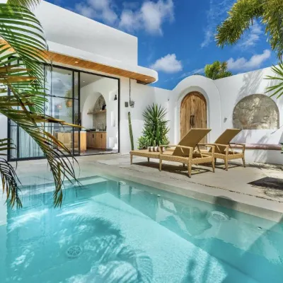 TARRA VILLAS by Exotic Bali Properties Hotels near بيروا