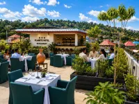 La Planete Hotel
