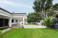 35Tanjong Bungalow Wedding BBQ Near Beach - Villas