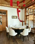 Xing Chen Hostel - parking
