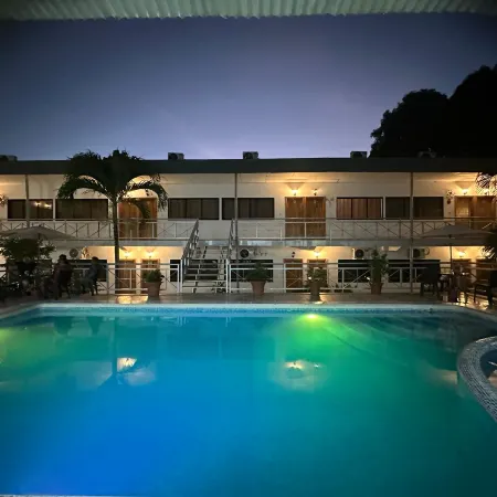 CASA BLANCA HOTEL