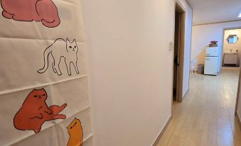 Chilling Stay Jongno # Dongdaemun Station # 6min Dongmyo Station # 2min Sinseoldong Station