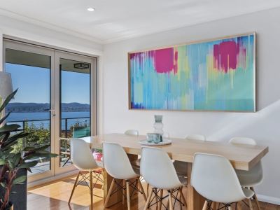 Nicolas Escape panoramic views luxury and space
