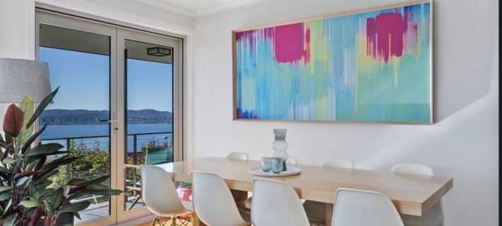 Nicolas Escape panoramic views luxury and space Hotels in Hobart