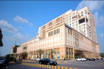 Mici hotel & apartments in Gold crest mall  호텔