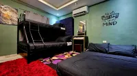 Natural Haven w/ Netflix,Videoke & Alfresco Dining Hotels in Dasmarinas